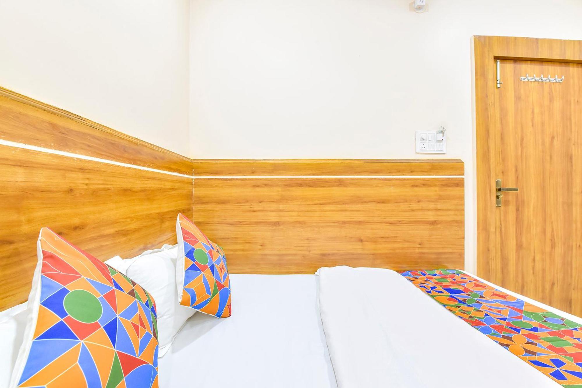 Fabhotel Somnath Ujjain Exterior photo
